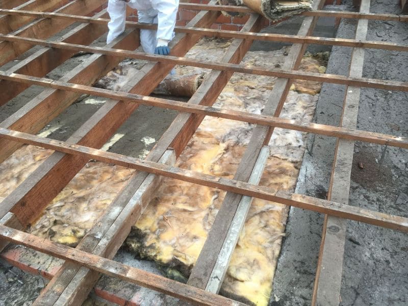 Lavori suTetto in eternit